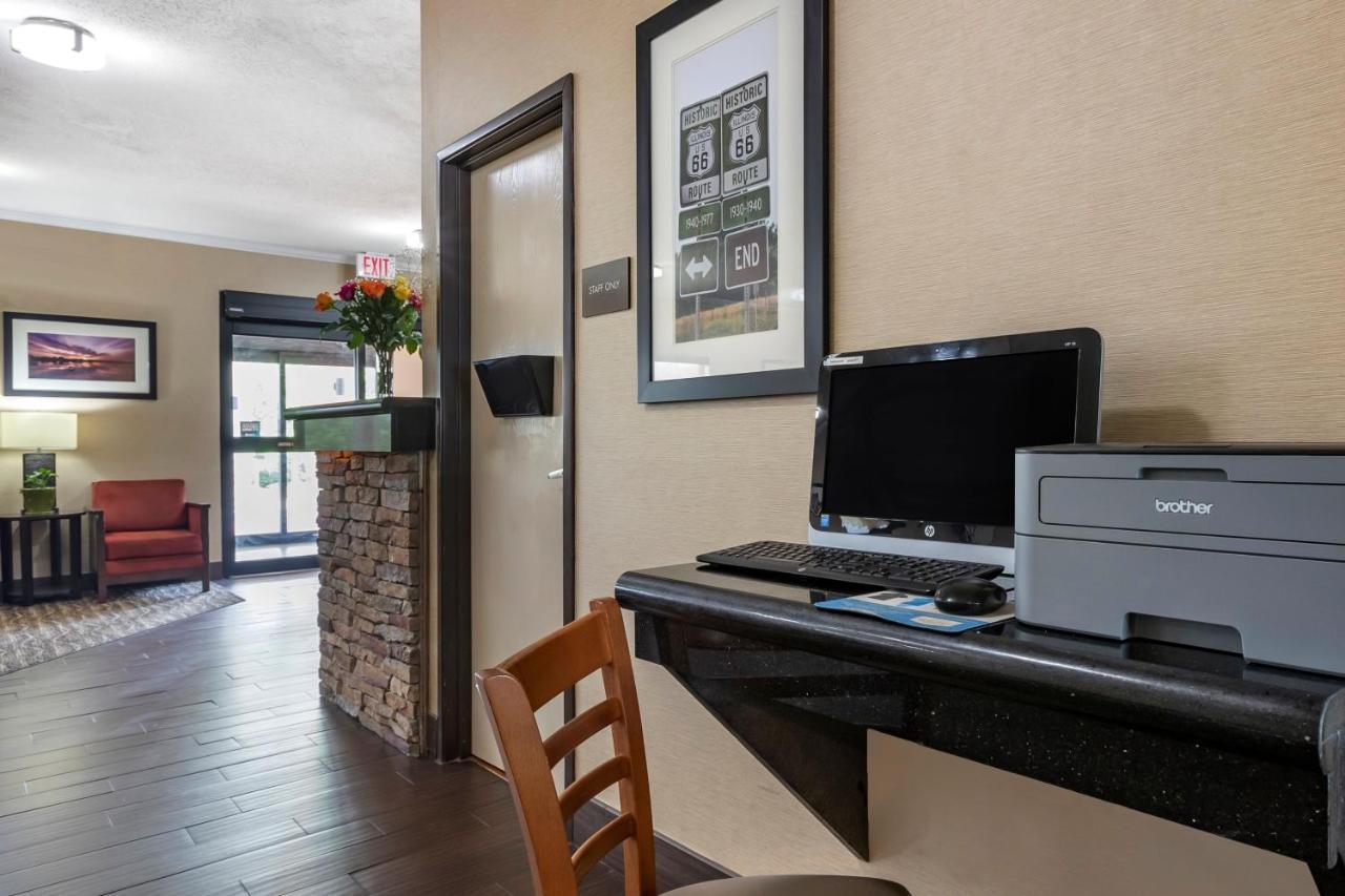 Comfort Inn Moline - Quad Cities Екстериор снимка