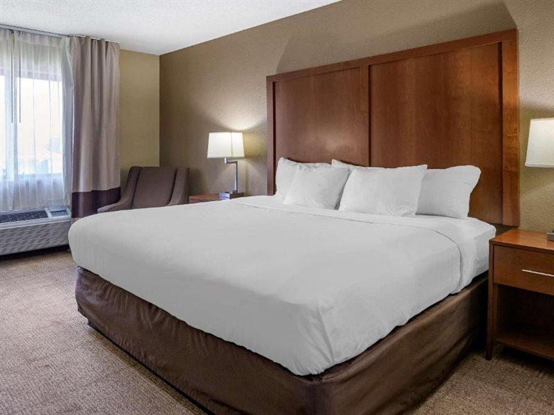 Comfort Inn Moline - Quad Cities Екстериор снимка