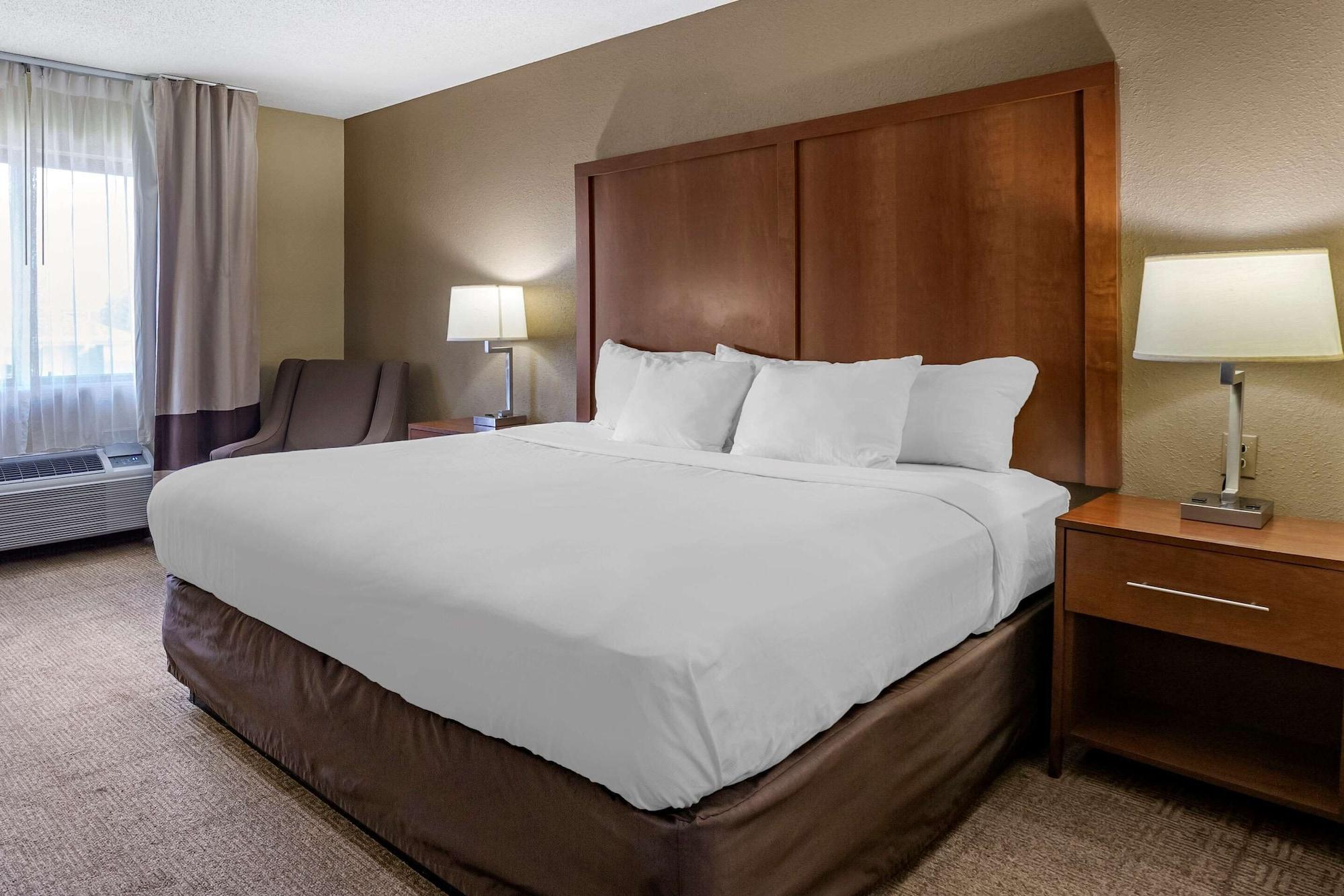 Comfort Inn Moline - Quad Cities Екстериор снимка
