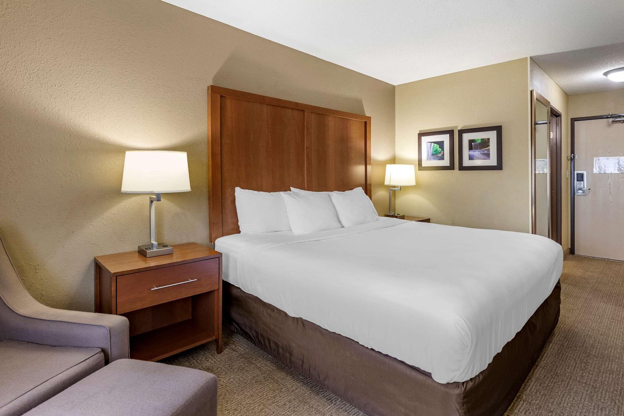 Comfort Inn Moline - Quad Cities Екстериор снимка