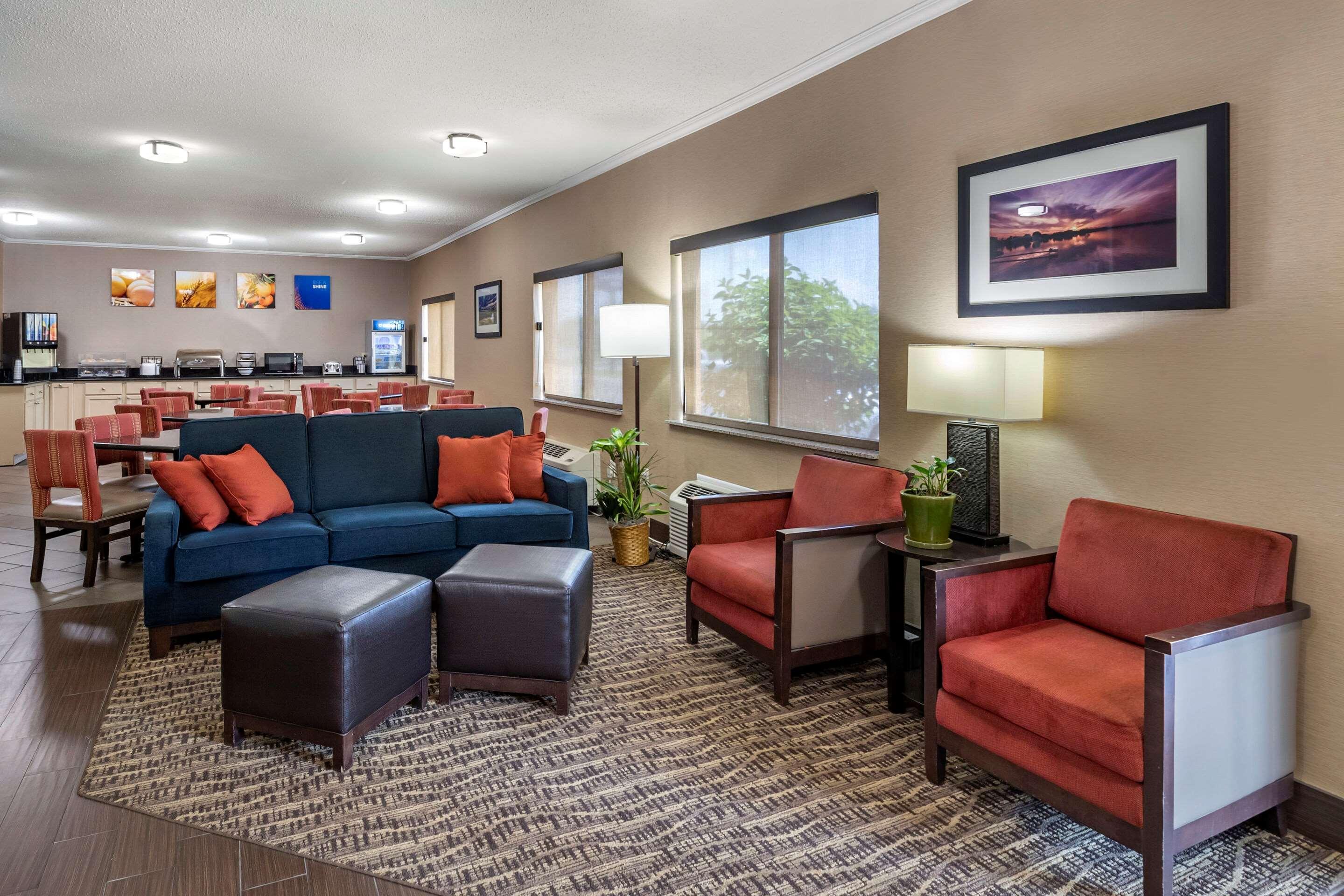 Comfort Inn Moline - Quad Cities Екстериор снимка