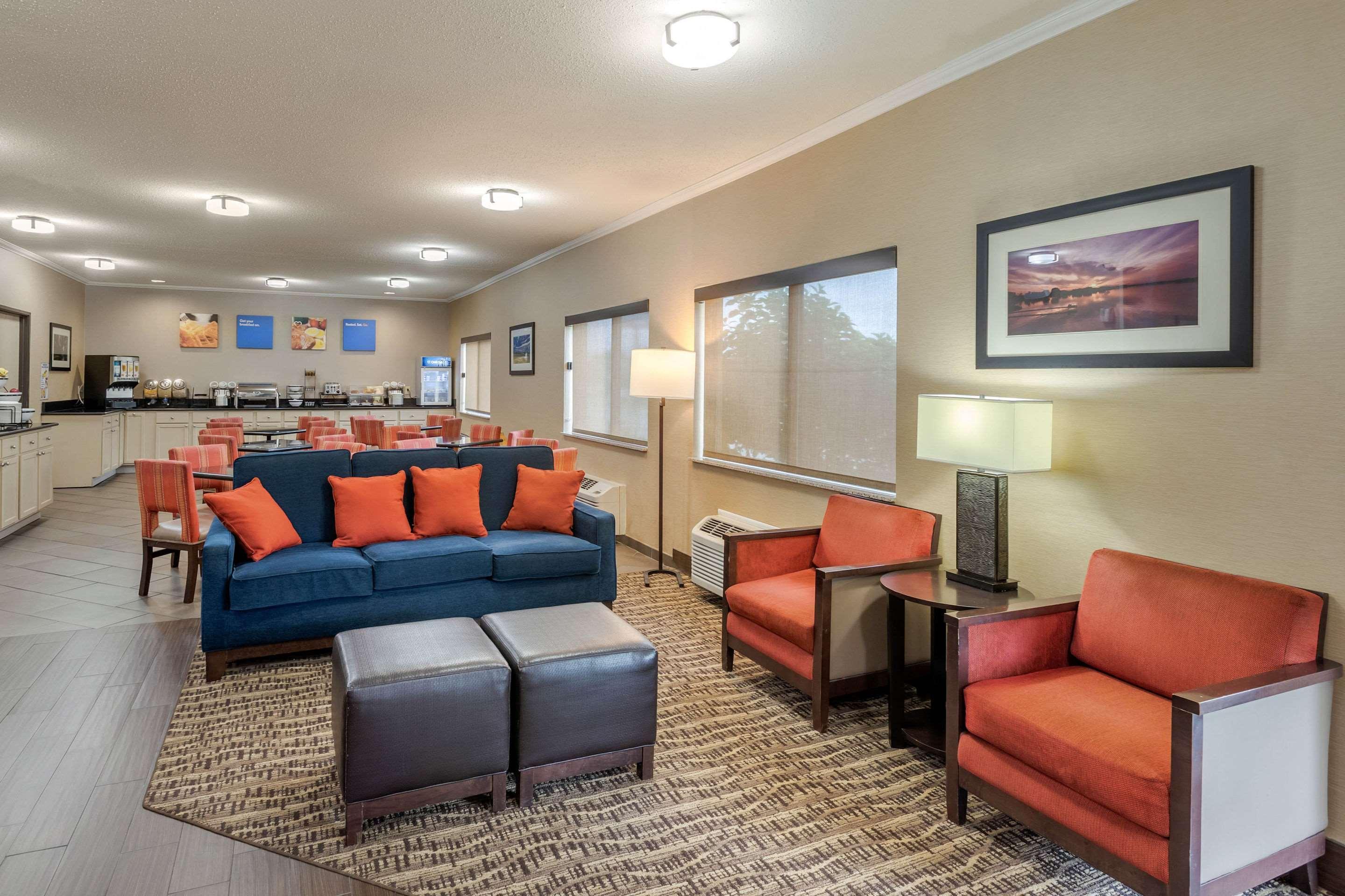 Comfort Inn Moline - Quad Cities Екстериор снимка