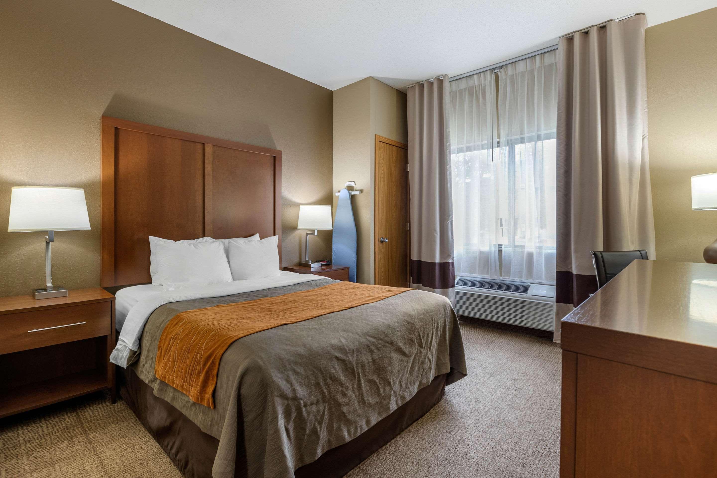 Comfort Inn Moline - Quad Cities Екстериор снимка