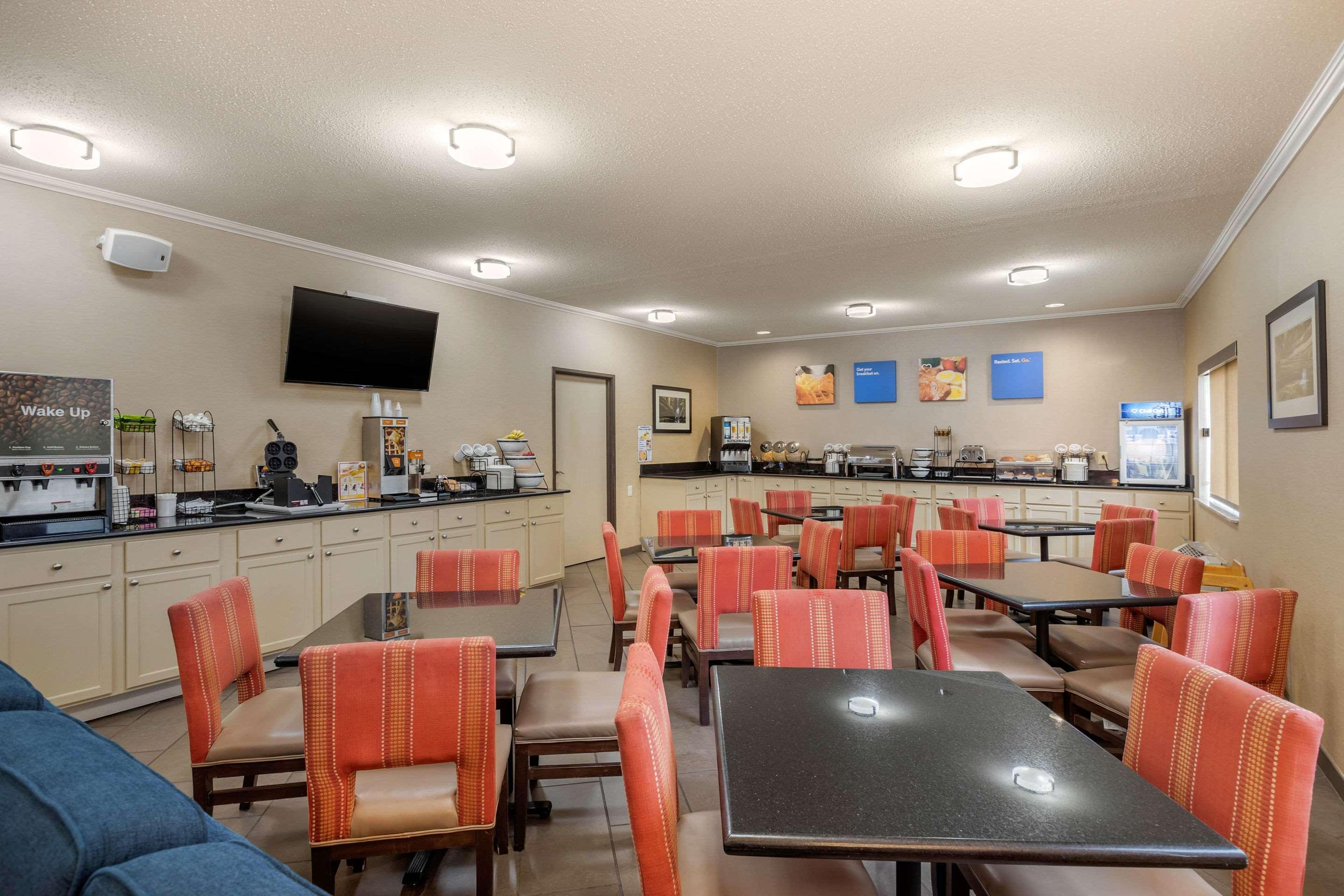 Comfort Inn Moline - Quad Cities Екстериор снимка