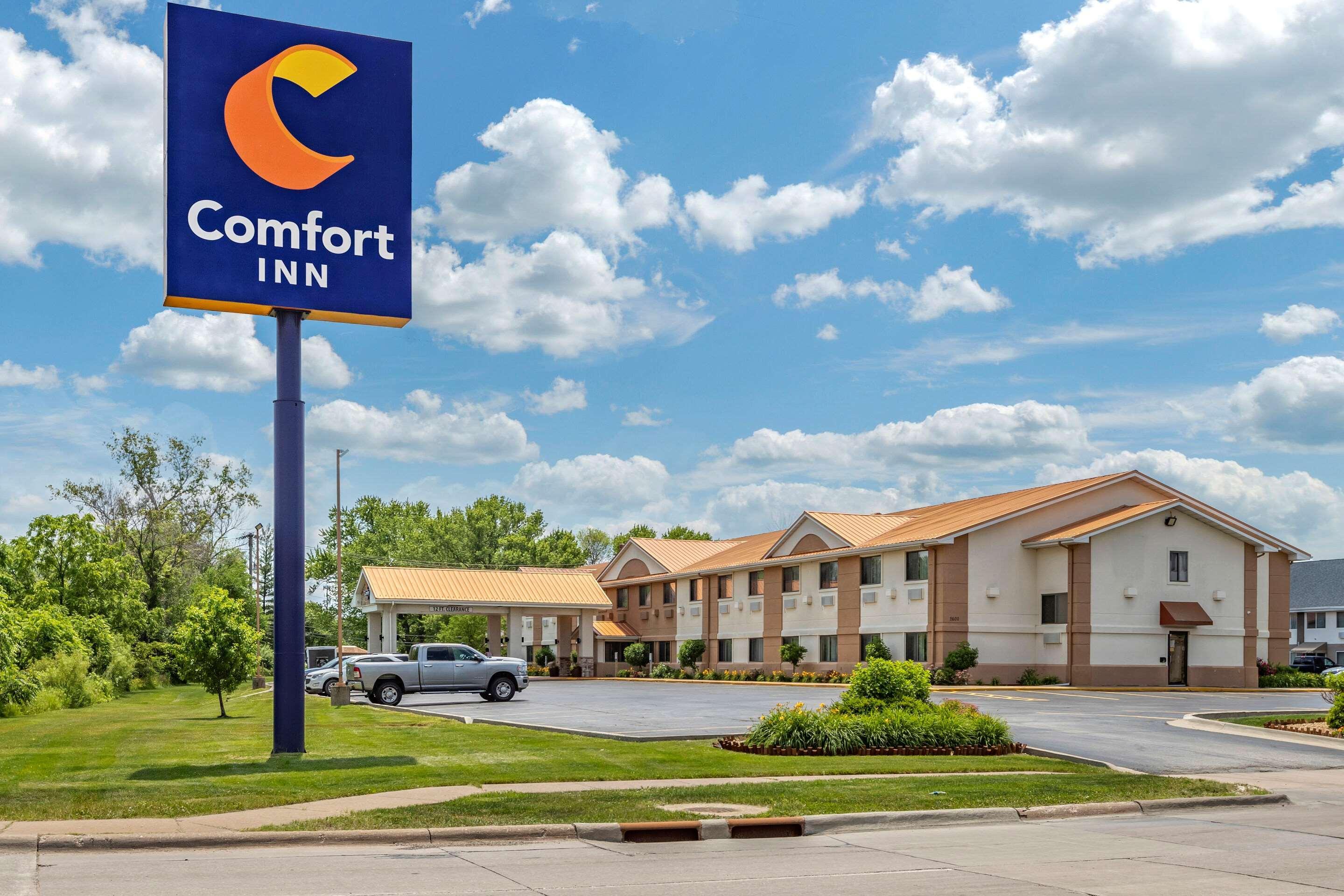Comfort Inn Moline - Quad Cities Екстериор снимка