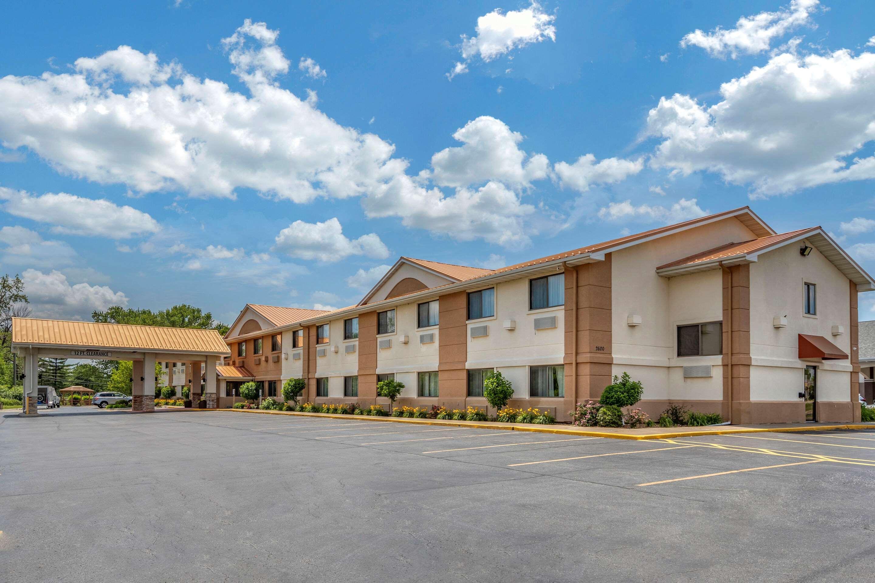 Comfort Inn Moline - Quad Cities Екстериор снимка